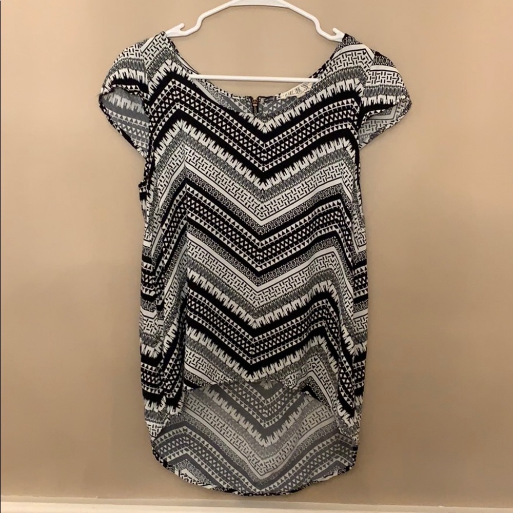 Pink Rose Black and White Cap-Sleeve Blouse